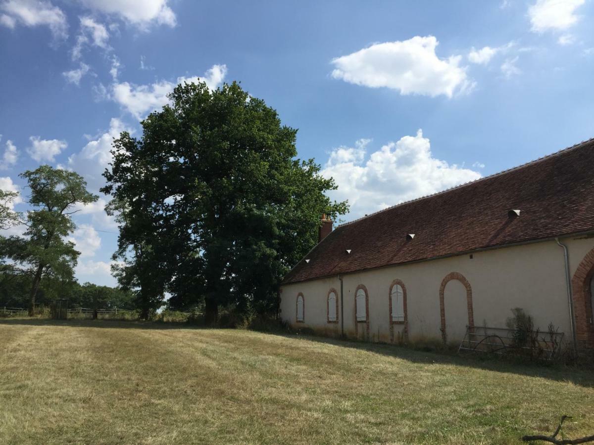 Maison Du Fermier Epineuil-le-Fleuriel Buitenkant foto